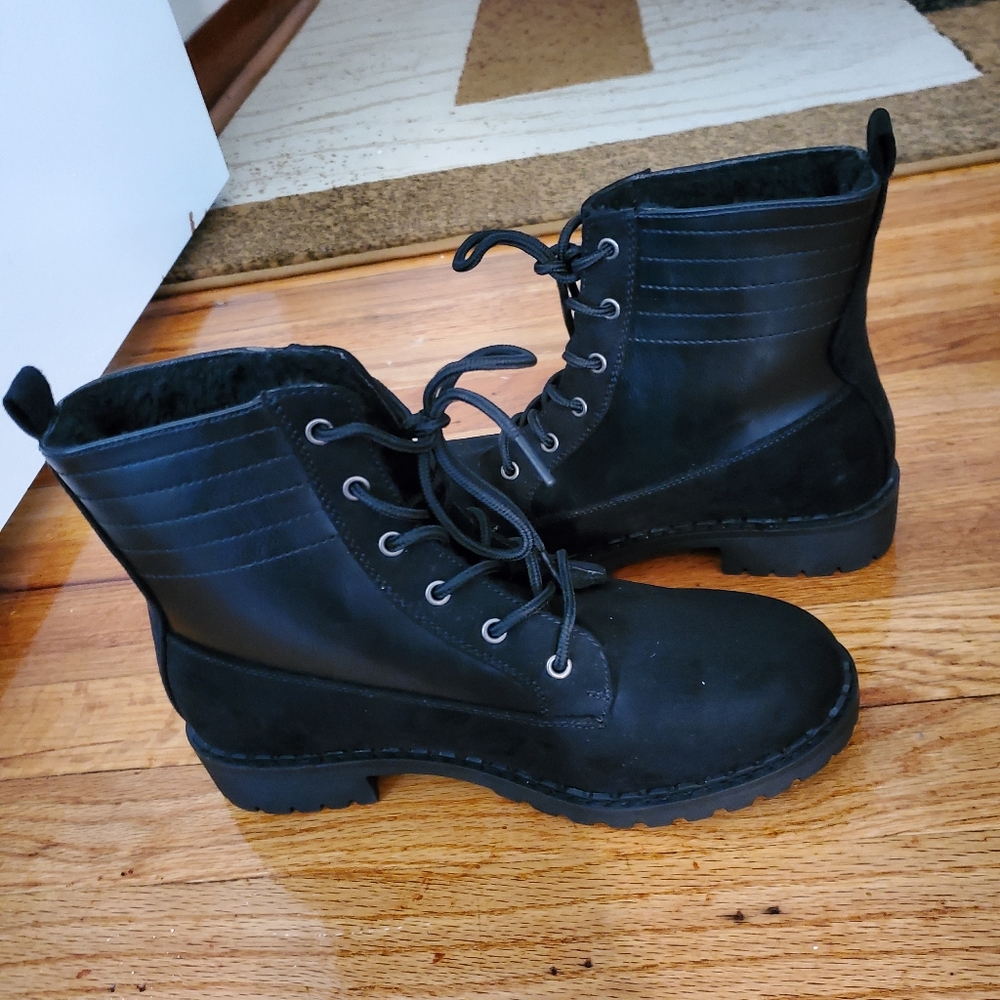 NWOB JustFab Combat Boot Black 7.5